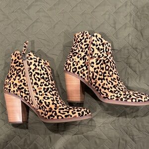 Leopard Print Ankle Boots size 7 1/2